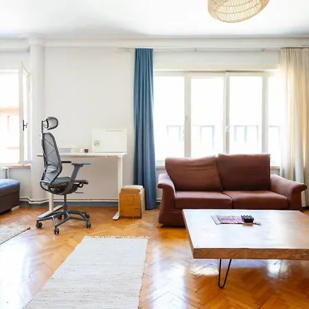 Cozy Flat 6 Min Walking To Taksim Square Appartamento