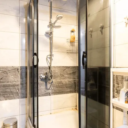 Appartamento Cozy Flat 6 Min Walking To Taksim Square *
